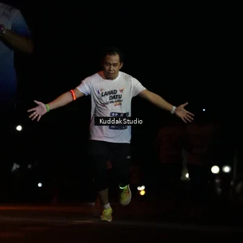 Runner Photo 7630301