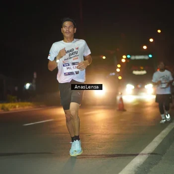 Runner Photo 7630306