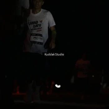 Runner Photo 7630320