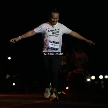 Runner Photo 7630341