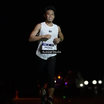 Runner Photo 7630359