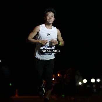 Runner Photo 7630361