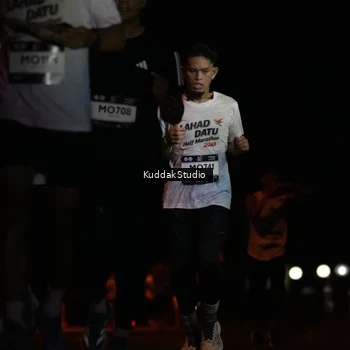 Runner Photo 7630372