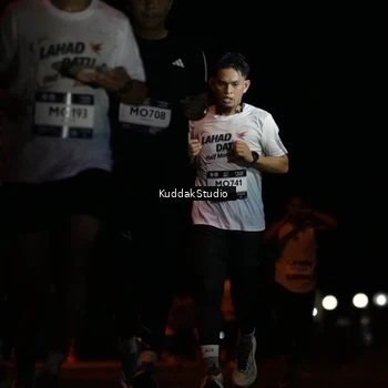 Runner Photo 7630374