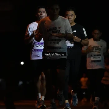 Runner Photo 7630377