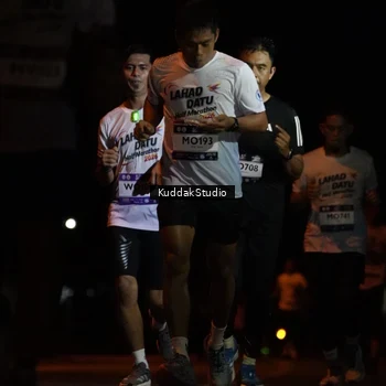 Runner Photo 7630380
