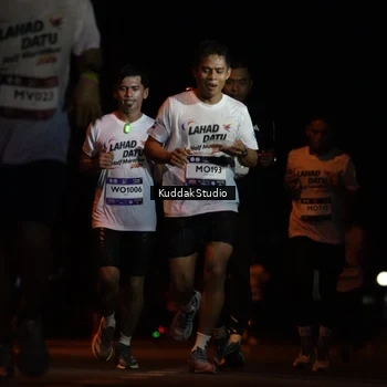 Runner Photo 7630381