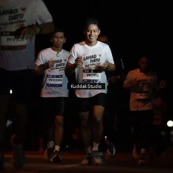 Runner Photo 7630384