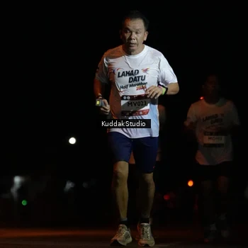 Runner Photo 7630389