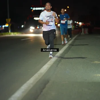 Runner Photo 7630399
