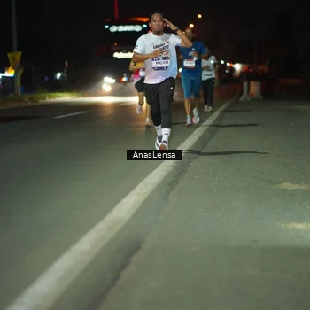 Runner Photo 7630405