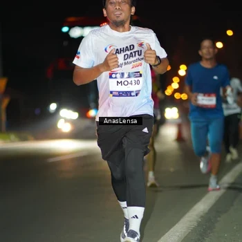 Runner Photo 7630409