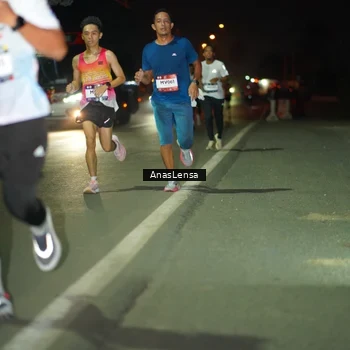 Runner Photo 7630413