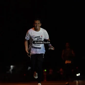 Runner Photo 7630432