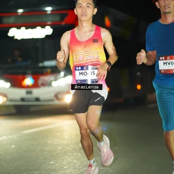 Runner Photo 7630460