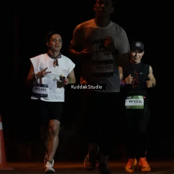 Runner Photo 7630465