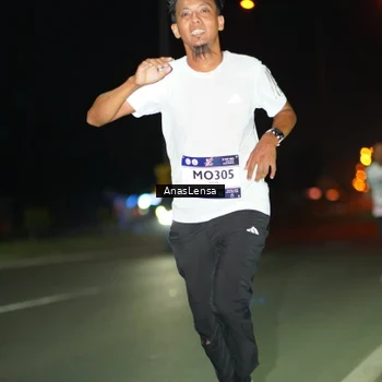 Runner Photo 7630475