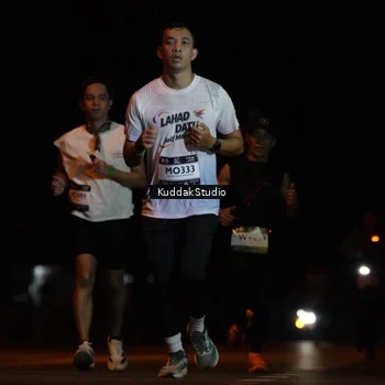 Runner Photo 7630479