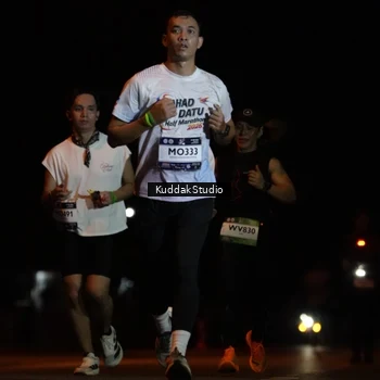 Runner Photo 7630480