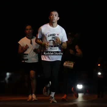 Runner Photo 7630485