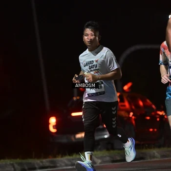 Runner Photo 7630487