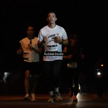 Runner Photo 7630489