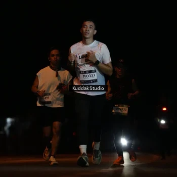 Runner Photo 7630493