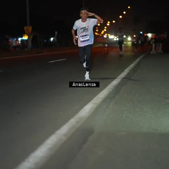 Runner Photo 7630529