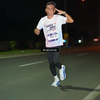 Runner Photo 7630542