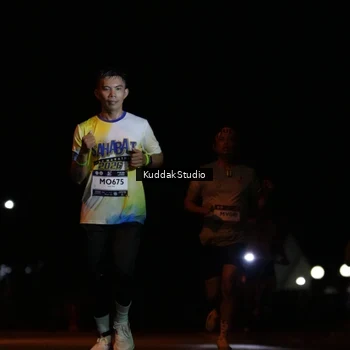 Runner Photo 7630553