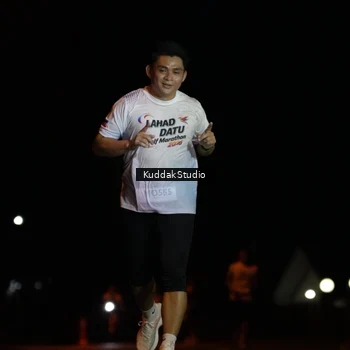 Runner Photo 7630569