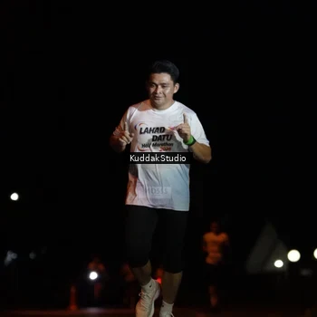 Runner Photo 7630577
