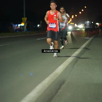 Runner Photo 7630594