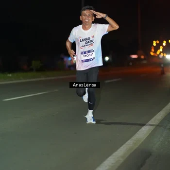 Runner Photo 7630598