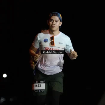 Runner Photo 7630675
