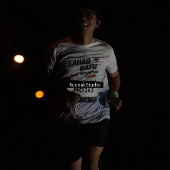 Runner Photo 7630681