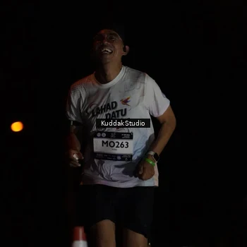 Runner Photo 7630684