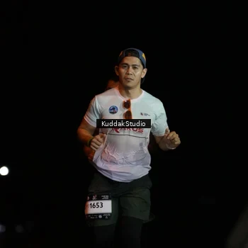 Runner Photo 7630685