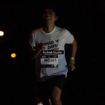 Runner Photo 7630687