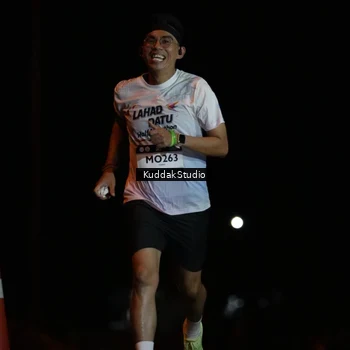 Runner Photo 7630696