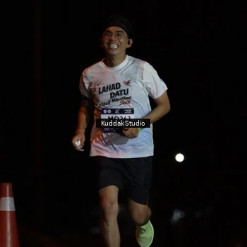 Runner Photo 7630697
