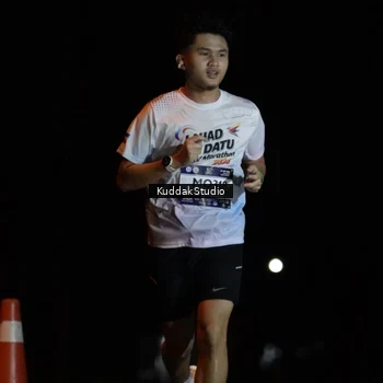 Runner Photo 7630701