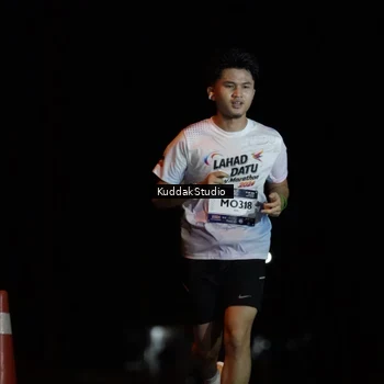 Runner Photo 7630709