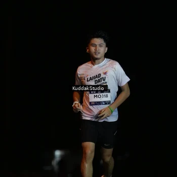 Runner Photo 7630720