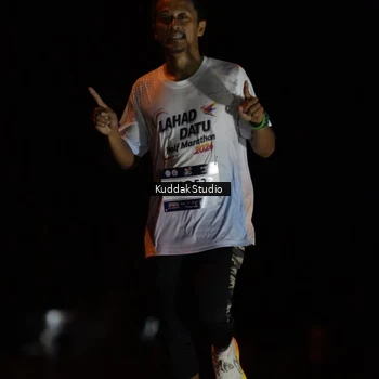 Runner Photo 7630741