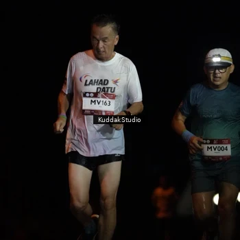 Runner Photo 7630762