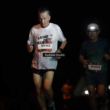 Runner Photo 7630769