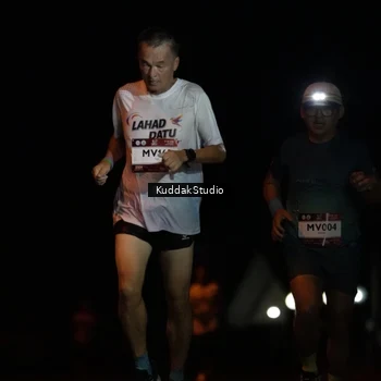 Runner Photo 7630772