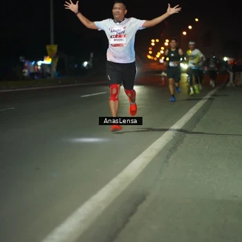 Runner Photo 7630781