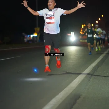 Runner Photo 7630783